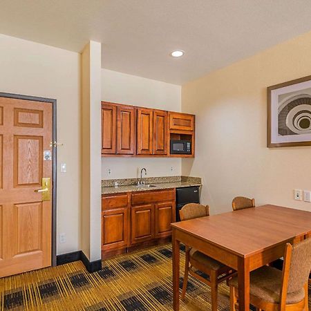 Quality Inn & Suites Lampasas Bagian luar foto
