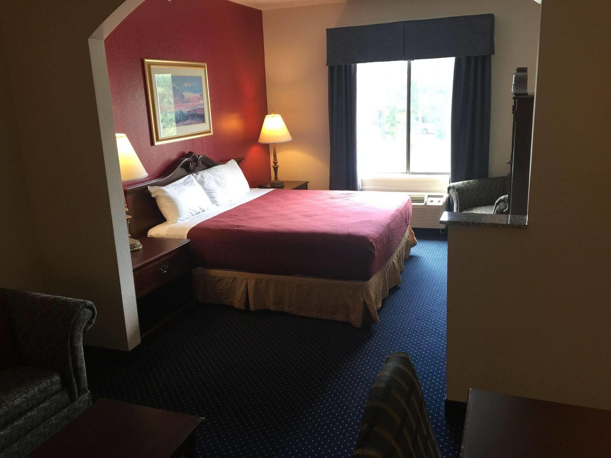 Quality Inn & Suites Lampasas Bagian luar foto