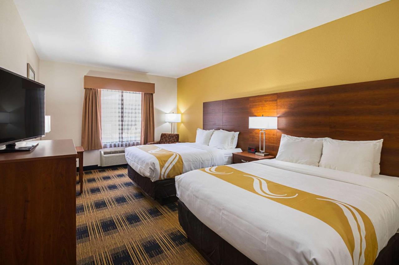 Quality Inn & Suites Lampasas Bagian luar foto
