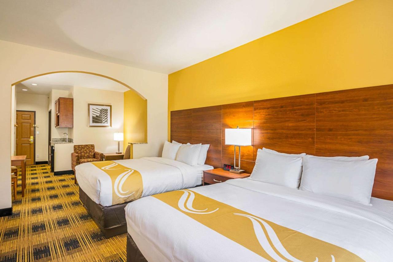 Quality Inn & Suites Lampasas Bagian luar foto